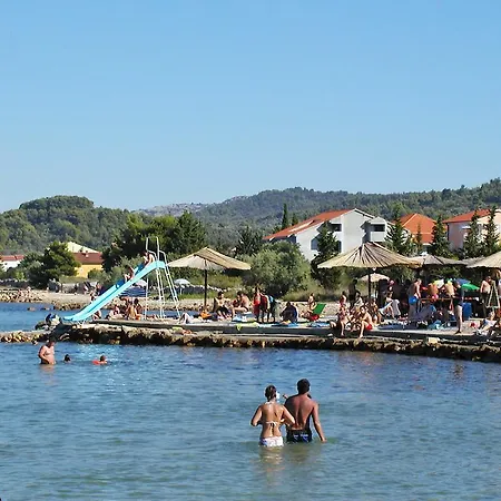 Karla.1 * Dobropoljana