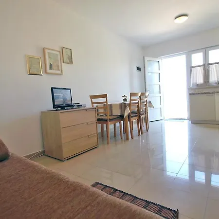 Apartment Karla.1 Dobropoljana
